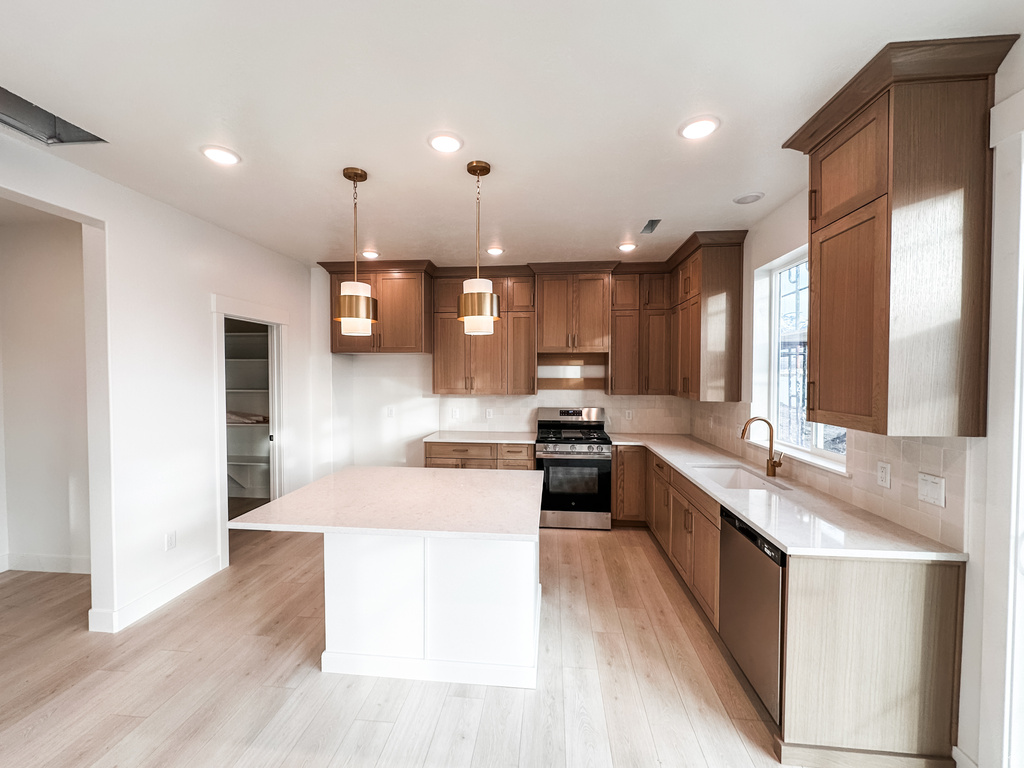 1214 W 575 S Logan, UT 84321