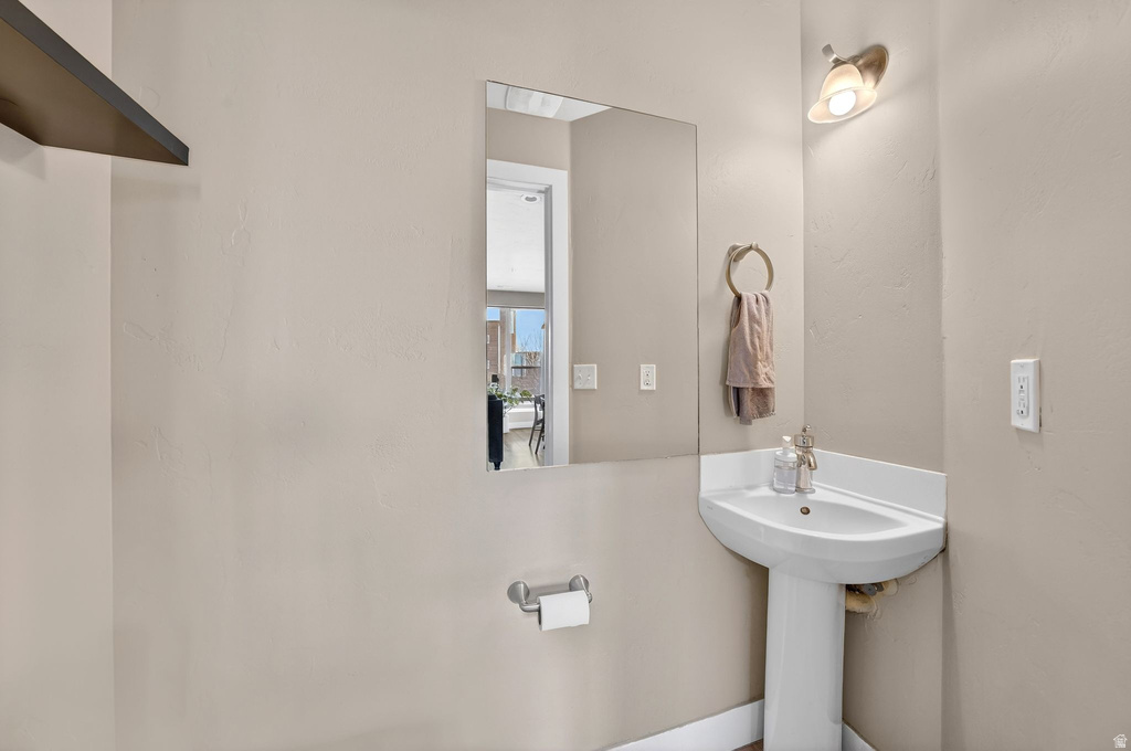 10367 S OQUIRRH RD #108 South Jordan, UT 84009