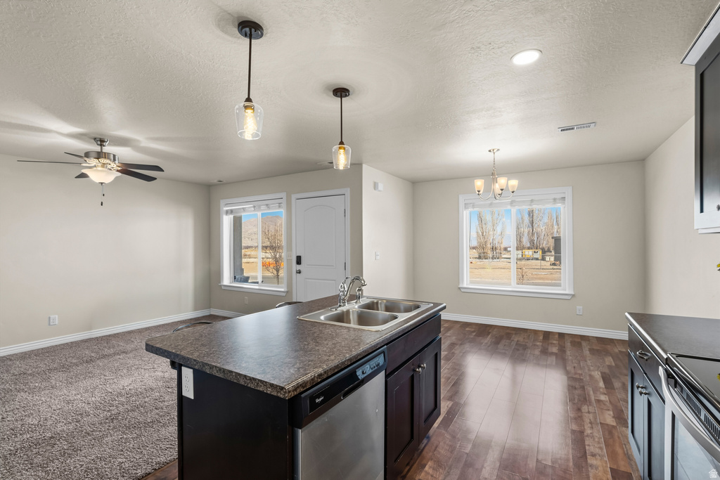 24 W APPLE SEED LN Santaquin, UT 84655