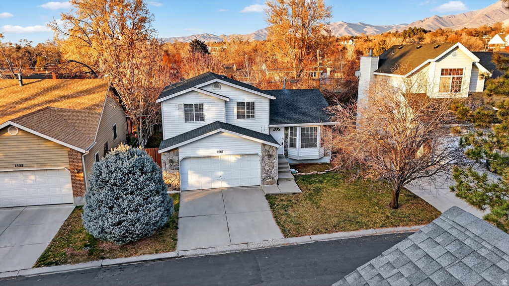 1561 E AMBLEWOOD LN Millcreek, UT 84124