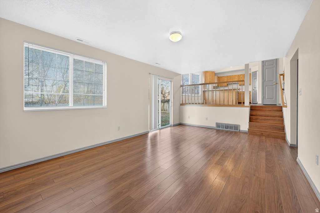 1561 E AMBLEWOOD LN Millcreek, UT 84124