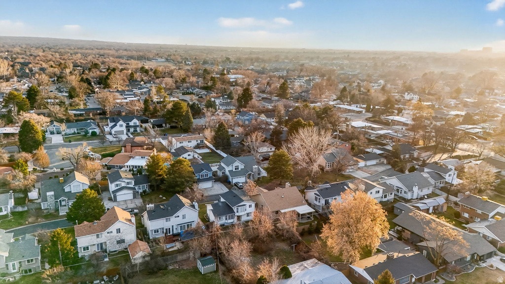 1561 E AMBLEWOOD LN Millcreek, UT 84124