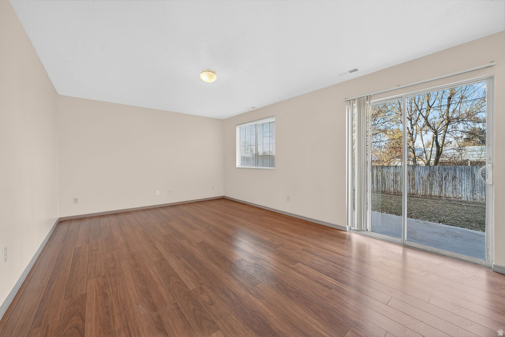 1561 E AMBLEWOOD LN Millcreek, UT 84124