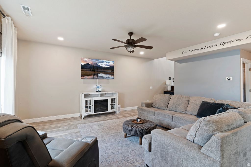 211 N BOSTON DR North Salt Lake, UT 84054