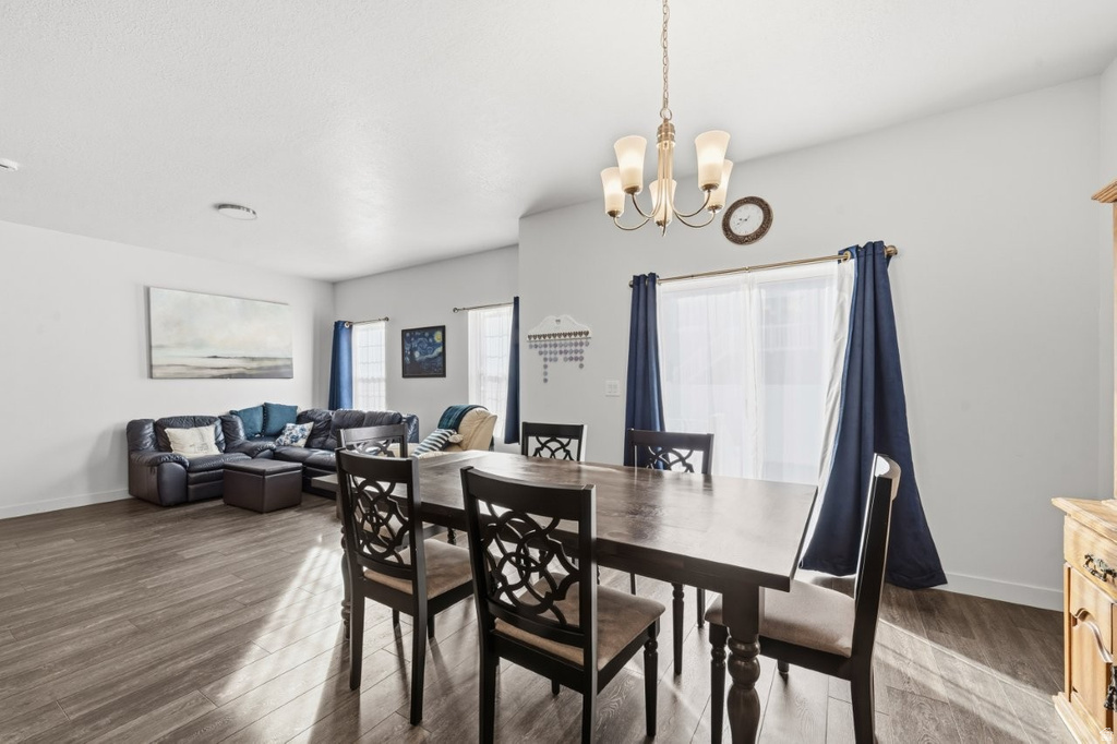 1683 S HAVEN PKWY West Haven, UT 84401