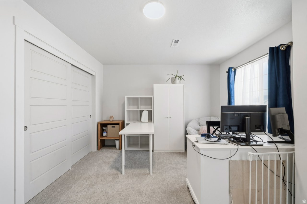 1683 S HAVEN PKWY West Haven, UT 84401