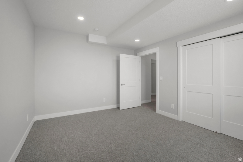 2275 E MEADOWLARK LN North Logan, UT 84341