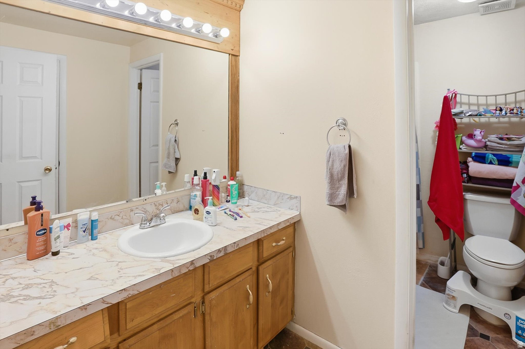 870 S 1625 E #A Clearfield, UT 84015