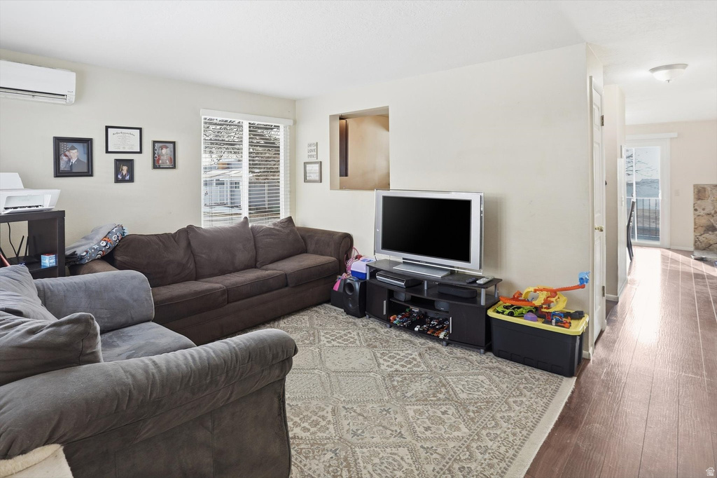 870 S 1625 E #A Clearfield, UT 84015