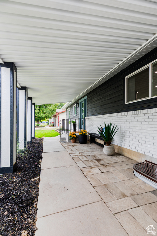 1578 E DELAWARE LN Holladay, UT 84117