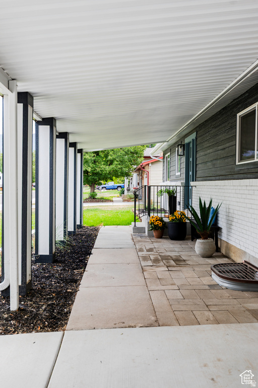 1578 E DELAWARE LN Holladay, UT 84117