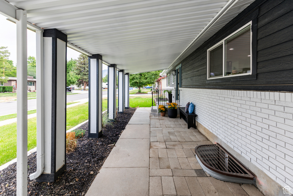 1578 E DELAWARE LN Holladay, UT 84117