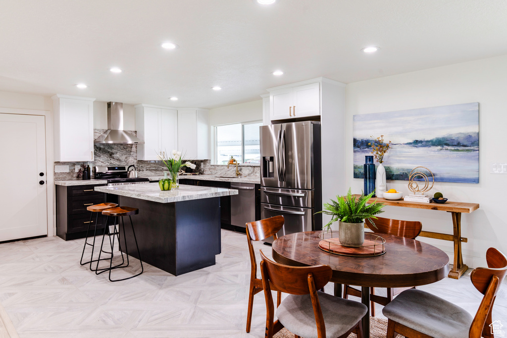 1578 E DELAWARE LN Holladay, UT 84117