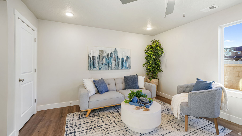 943 N 215 W Santaquin, UT 84655