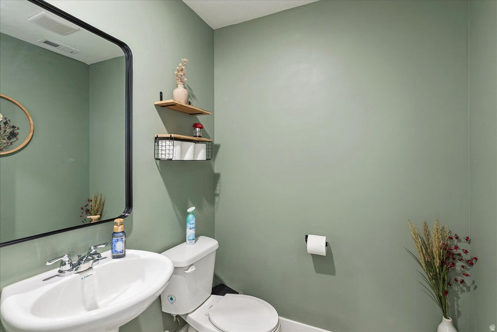 4252 W ANASAZI PARK CT Riverton, UT 84096