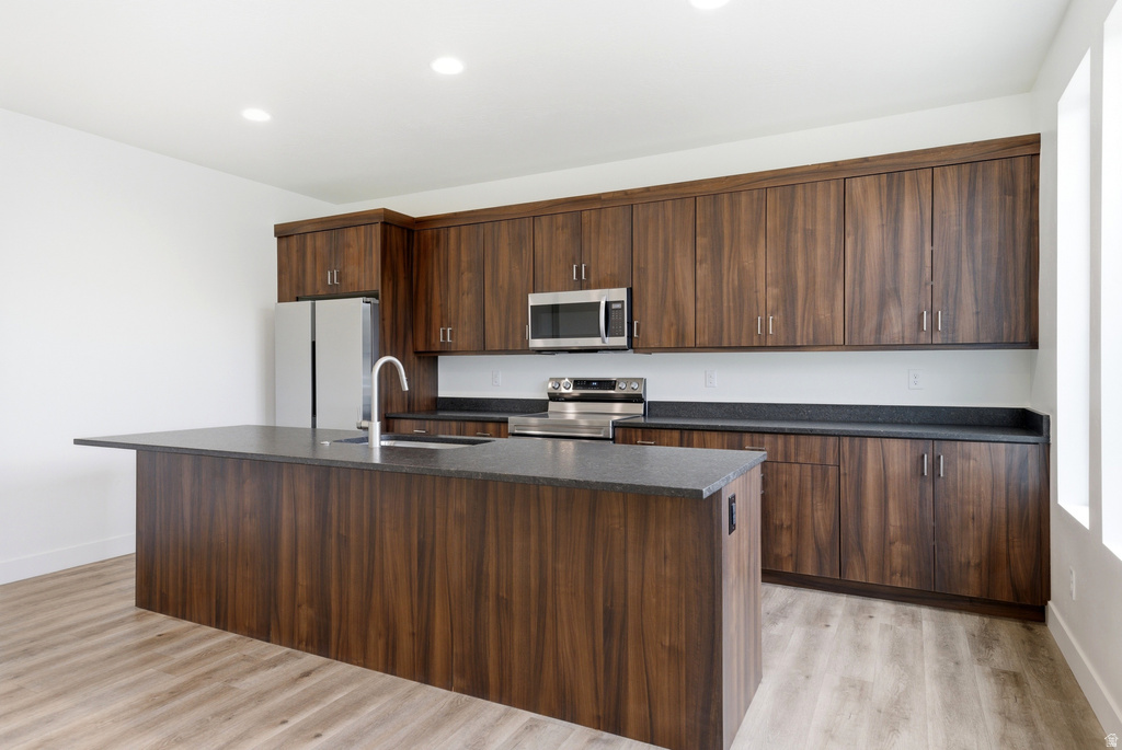 2397 W MARVS CV West Valley City, UT 84119