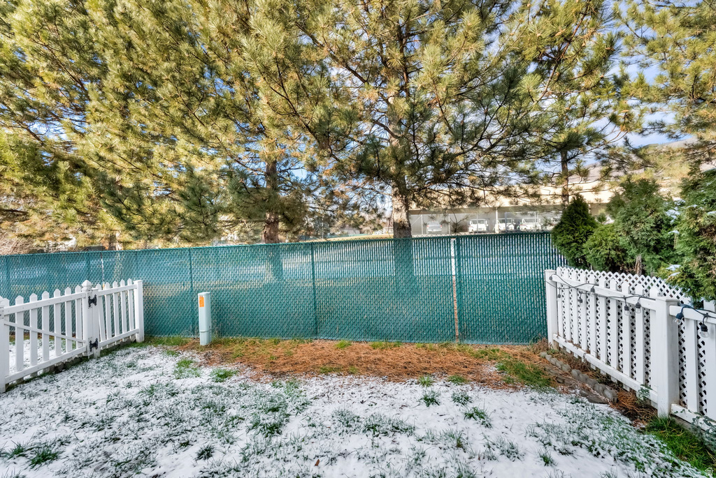 56 W 200 N Centerville, UT 84014