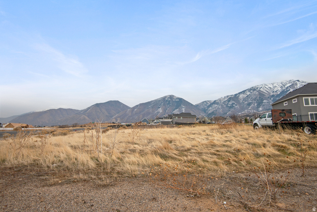 1363 N RED BUD Elk Ridge, UT 84651