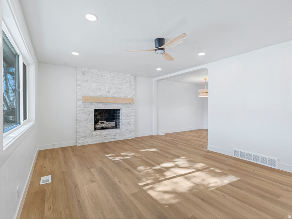 2095 E ROLLING KNOLLS WAY Salt Lake City, UT 84121