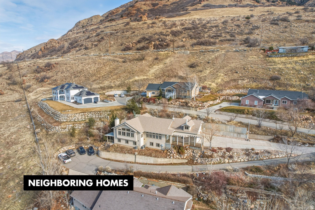 5560 S WASATCH BLVD Holladay, UT 84124