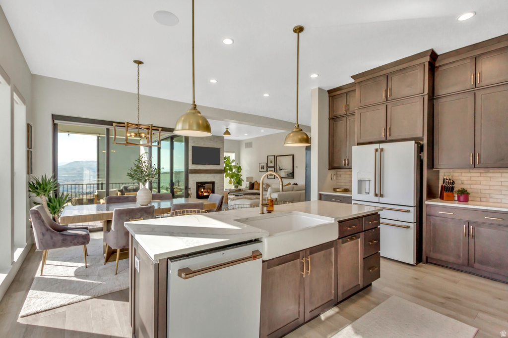 1701 W OAKRIDGE CIR Lehi, UT 84043