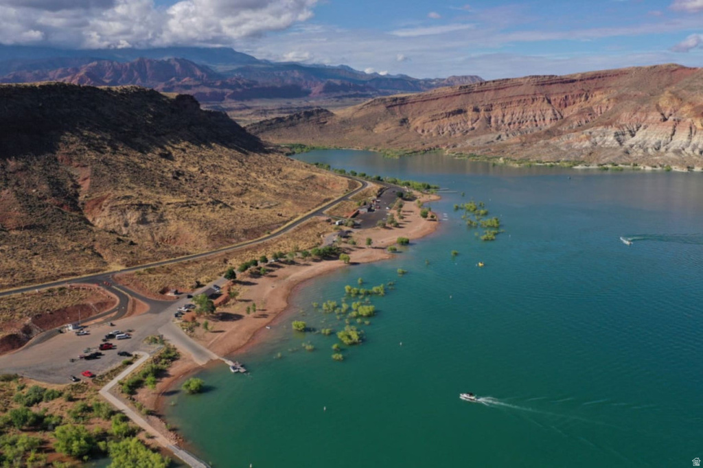 3819 W 240 N Hurricane, UT 84737