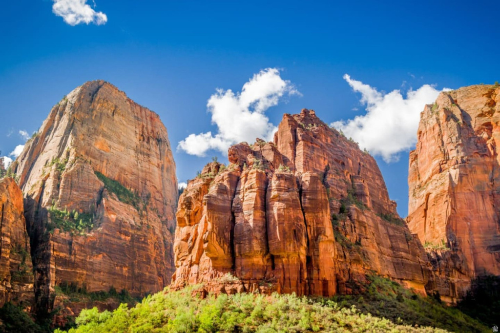 3819 W 240 N Hurricane, UT 84737