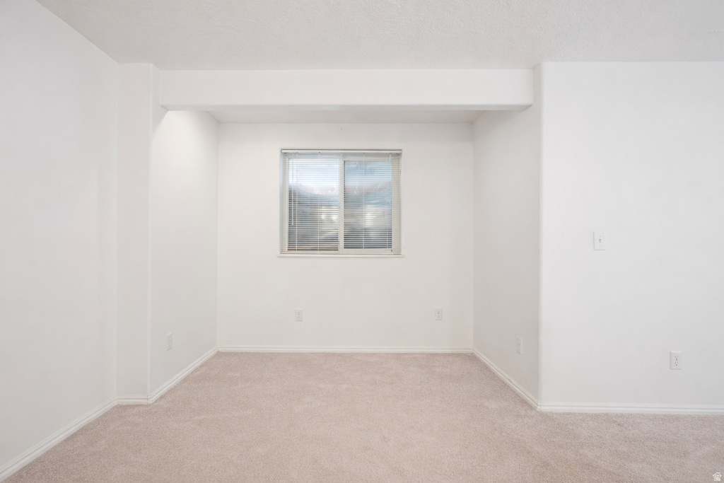 1292 E 2675 N Layton, UT 84040