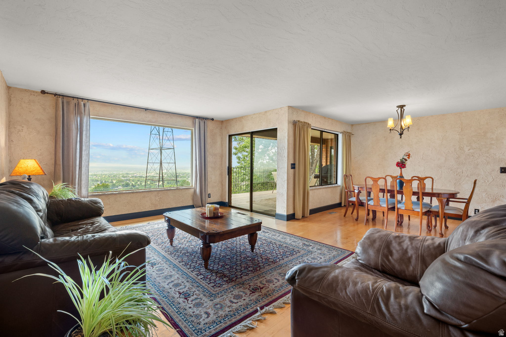 570 S 1800 E Fruit Heights, UT 84037