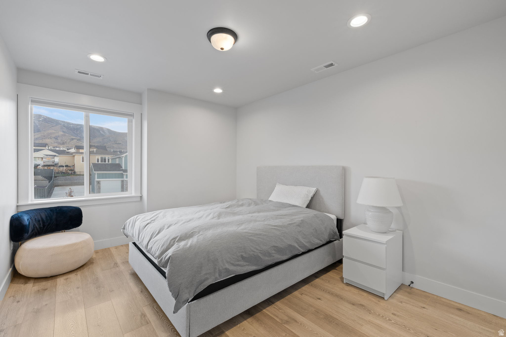 2944 S GREENHEAD DR Saratoga Springs, UT 84045