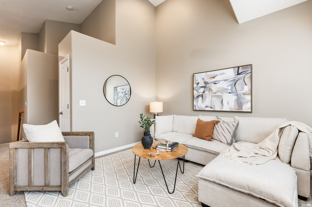 4594 S RED SAGE CT Salt Lake City, UT 84107