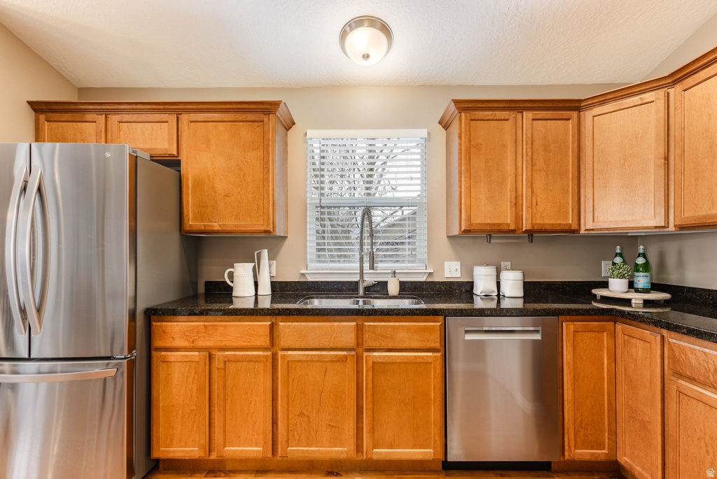 4594 S RED SAGE CT Salt Lake City, UT 84107