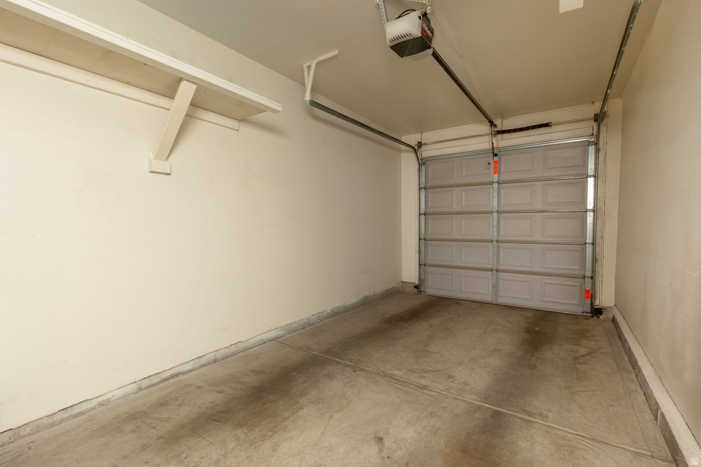 4594 S RED SAGE CT Salt Lake City, UT 84107