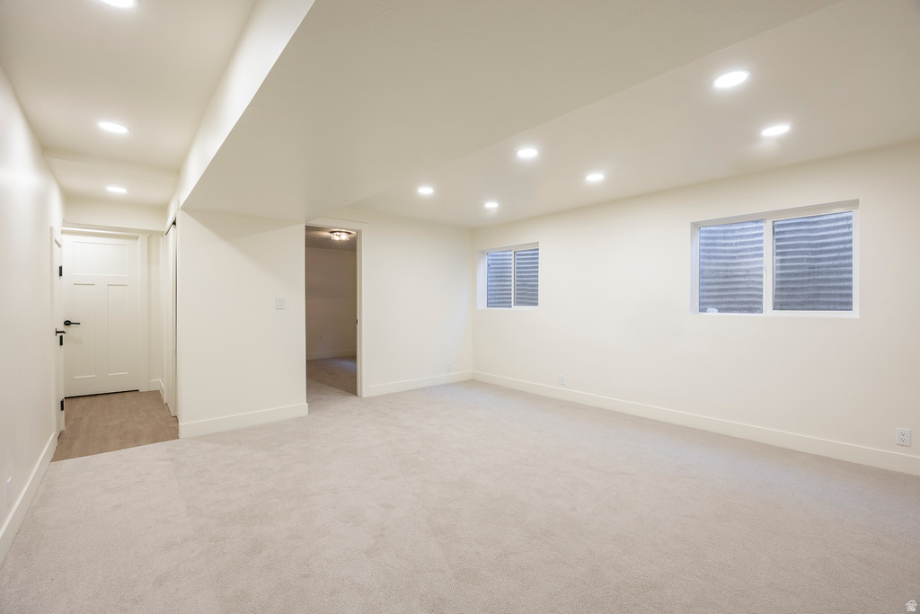 5513 S MARINA WAY Taylorsville, UT 84118