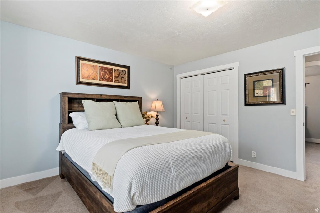 8931 S QUAIL HOLLOW DR Sandy, UT 84093