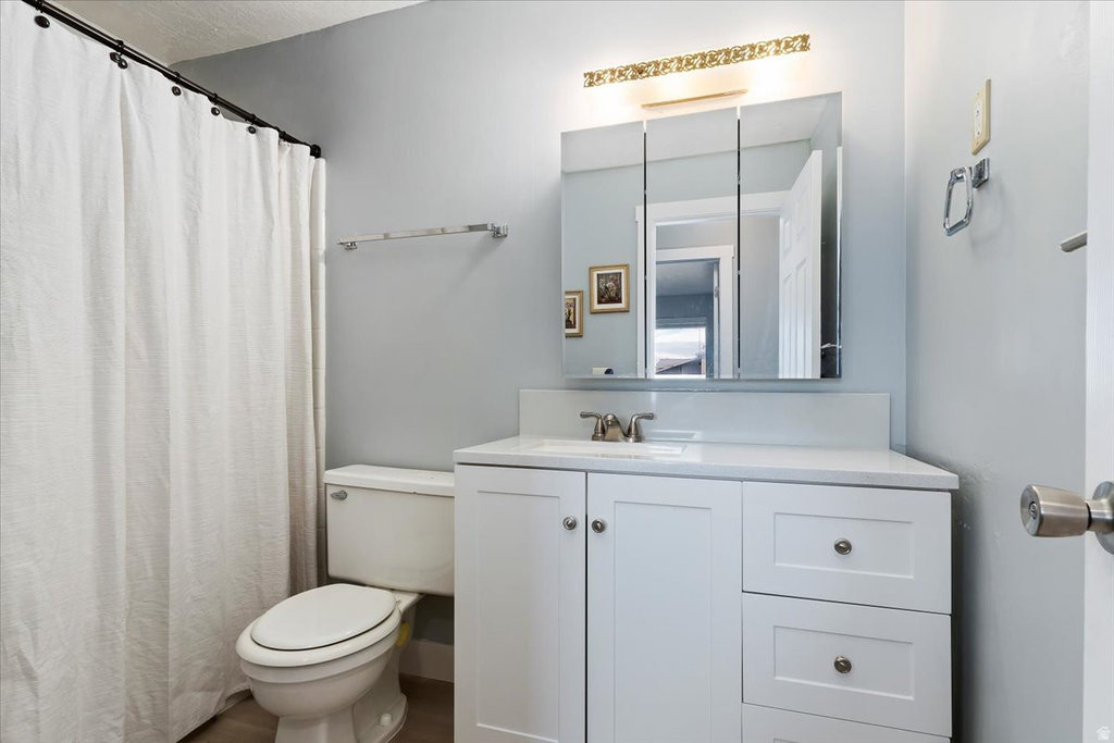 8931 S QUAIL HOLLOW DR Sandy, UT 84093