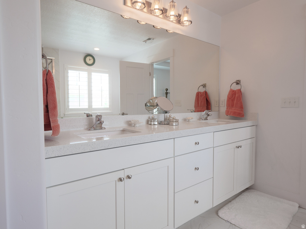 920 E QUEENSMILL LN Salt Lake City, UT 84106