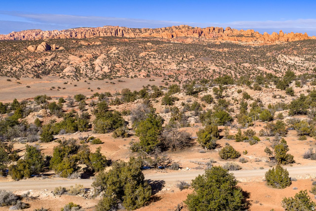 12  PRITCHETT ARCH TRL Moab, UT 84532