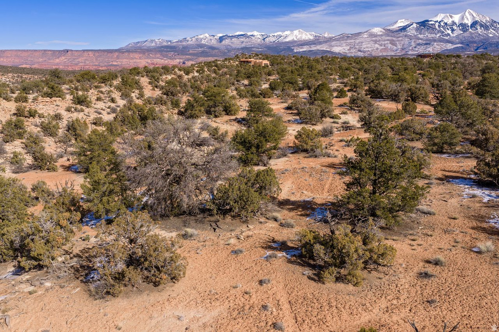 12  PRITCHETT ARCH TRL Moab, UT 84532