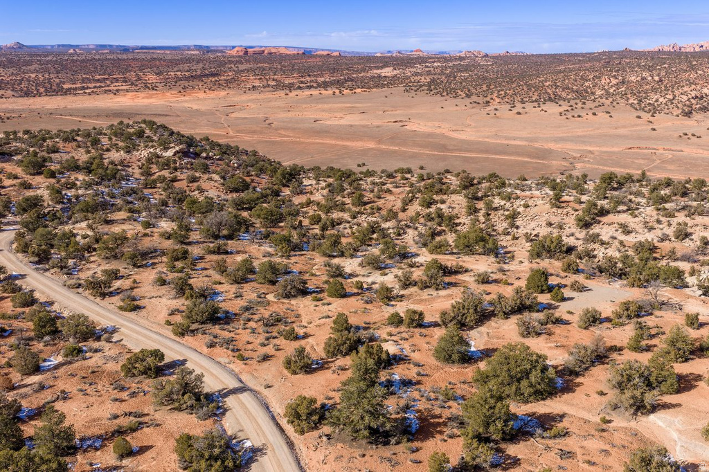 12  PRITCHETT ARCH TRL Moab, UT 84532