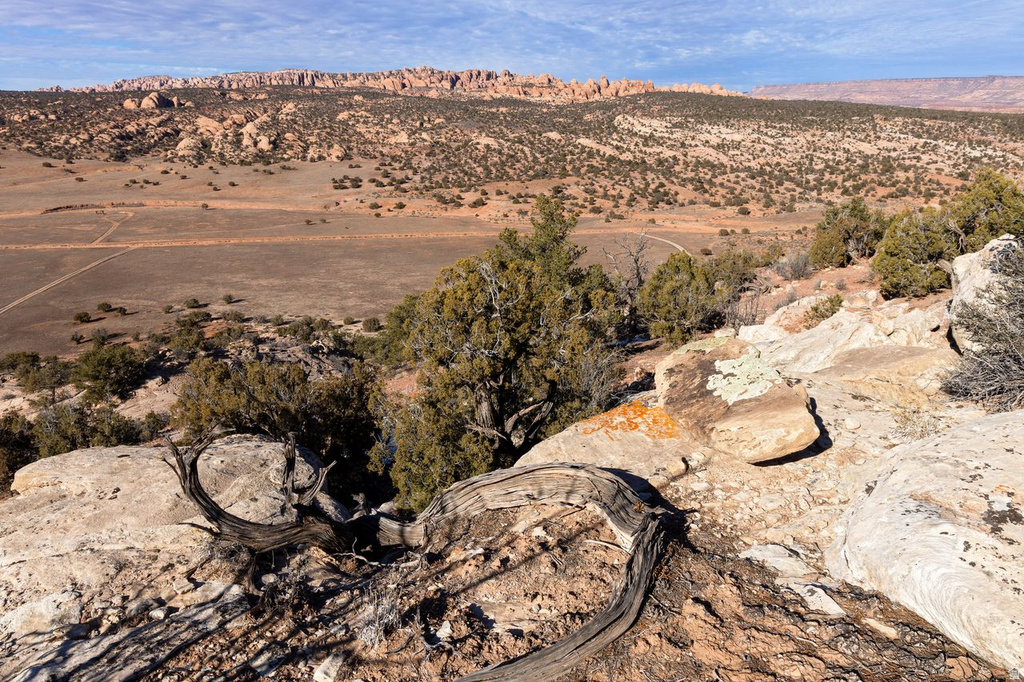 12  PRITCHETT ARCH TRL Moab, UT 84532