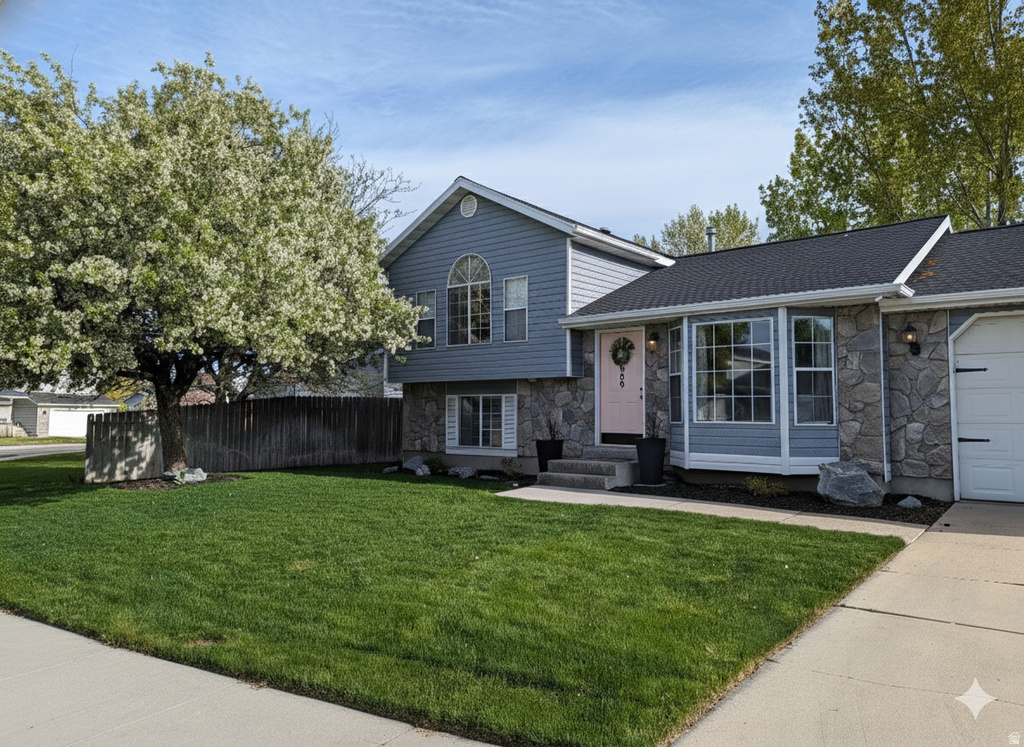 4689 W HELENIC LN West Jordan, UT 84088