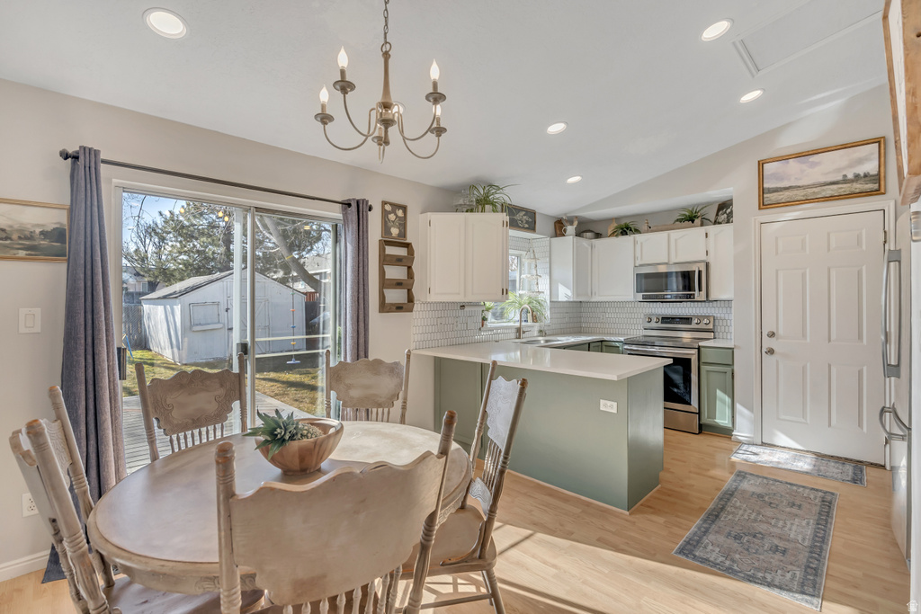 4689 W HELENIC LN West Jordan, UT 84088