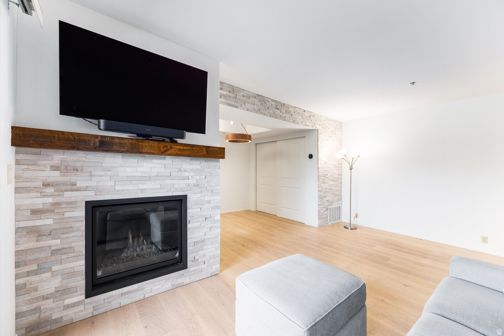 6915 N 2200 W #6C Park City, UT 84098