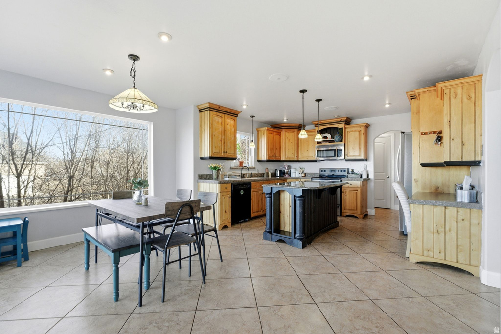 75 S HILLSIDE DR Elk Ridge, UT 84651