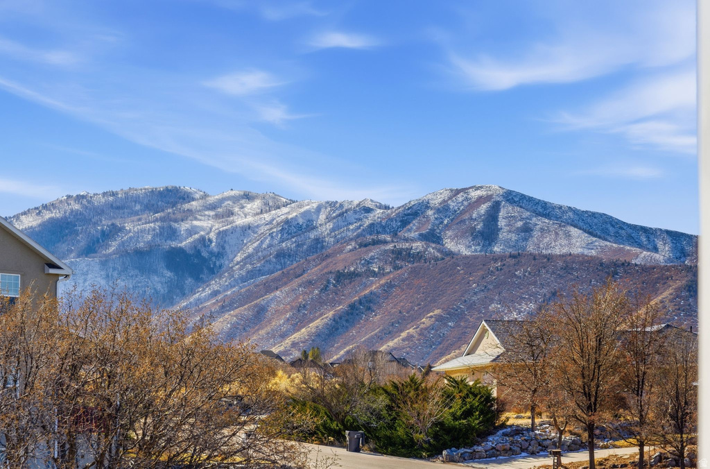 75 S HILLSIDE DR Elk Ridge, UT 84651