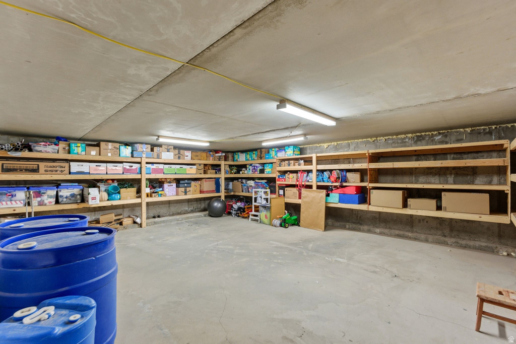 75 S HILLSIDE DR Elk Ridge, UT 84651