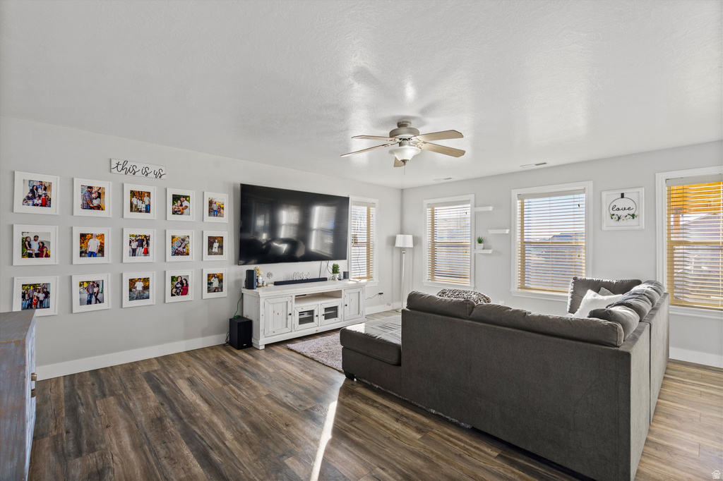 4367 W 5300 S Hooper, UT 84315