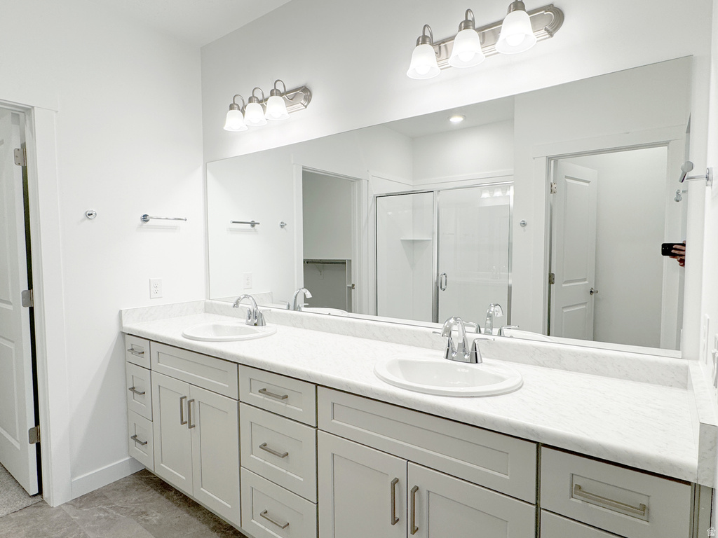 5263 W REVENTON RD #404 South Jordan, UT 84009