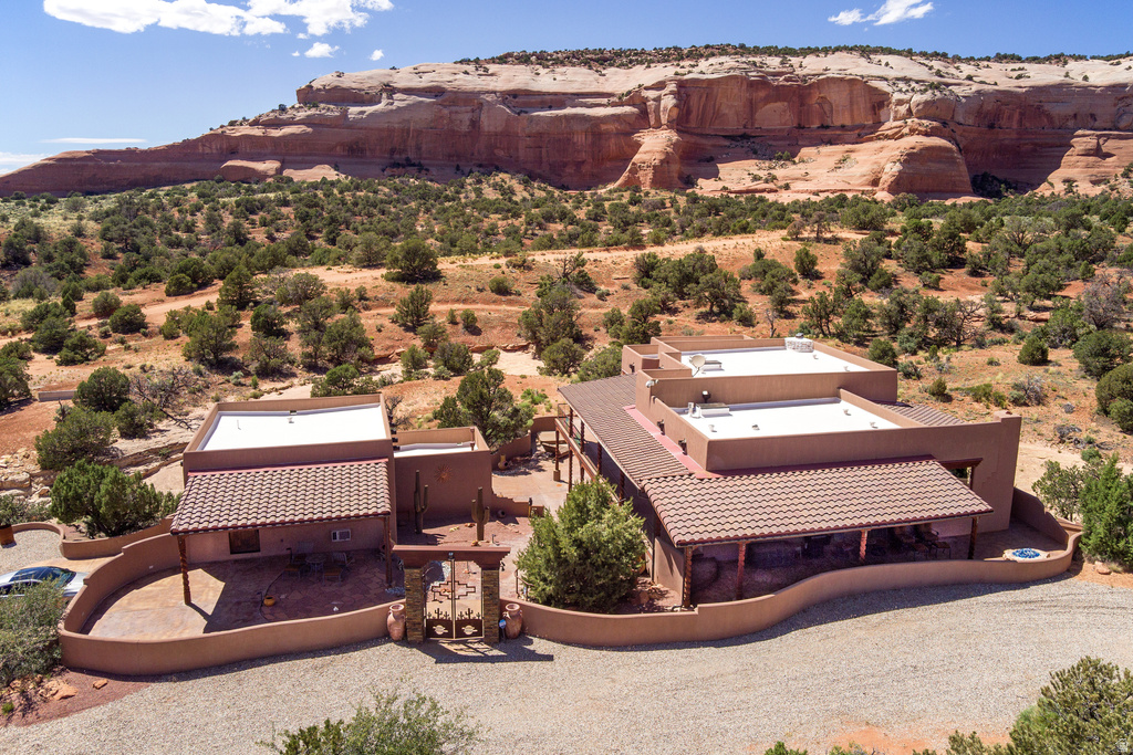 100 S JOE WILSON DR Moab, UT 84532